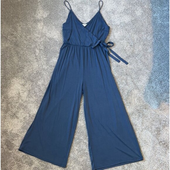 Sienna Sky Slate Blue Spaghetti Strap Wide Leg Cropped Jumpsuit‎ Size M Side tie - Picture 4 of 12
